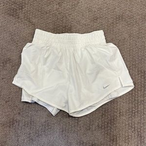 Nike Dri-Fit High Waisted 3” 2-in-1 running shorts